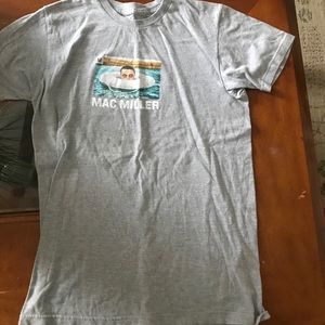 men’s medium mac miller swimming tee